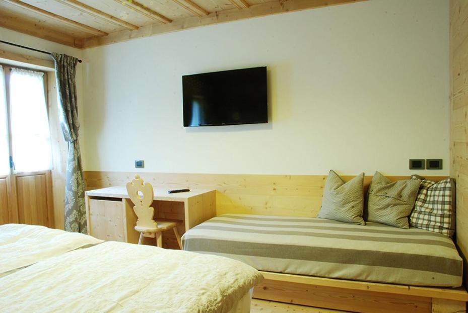Jaegerhaus Agriturismo Cortina d'Ampezzo Room photo