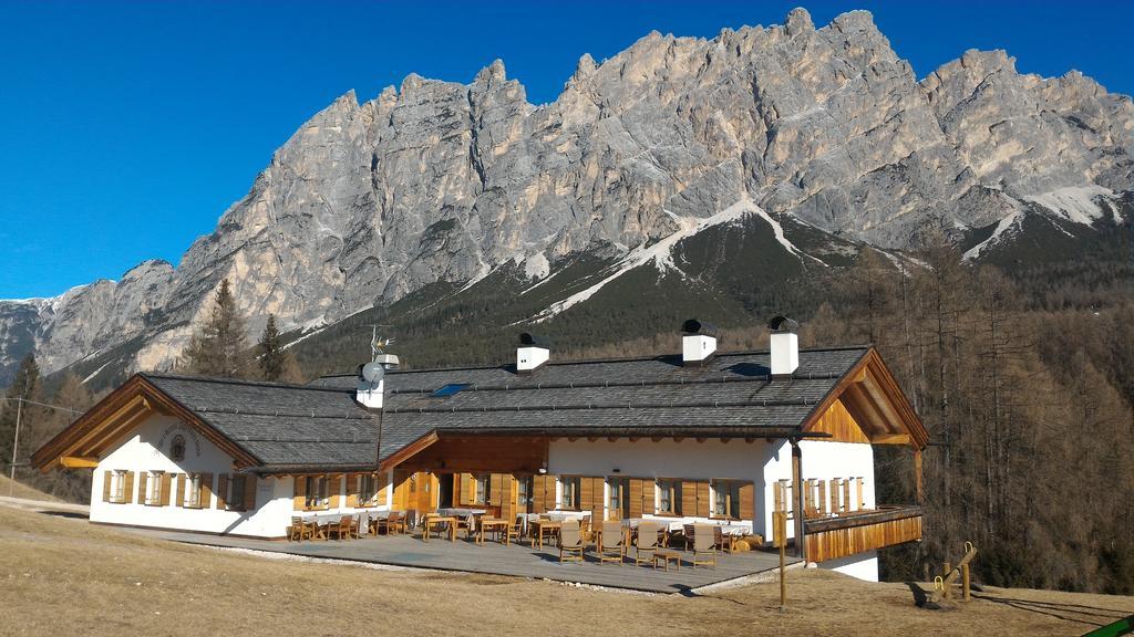 Jaegerhaus Agriturismo Cortina d'Ampezzo Exterior photo